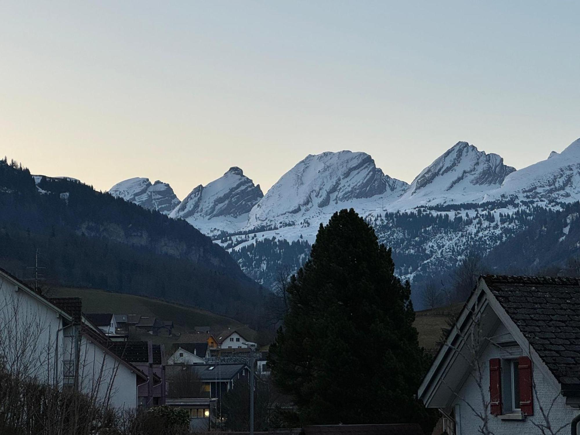 Zwinglis Ferienwohnung Nesslau Exteriér fotografie